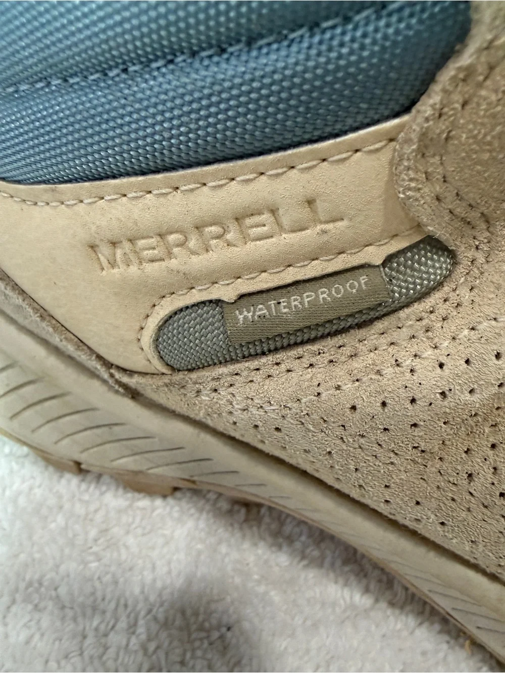 Merrell womens 8 trail running ventilated shoe
